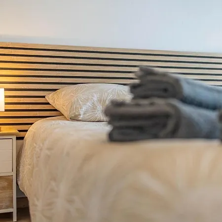 Bright With Terrace And Parking Apartment *