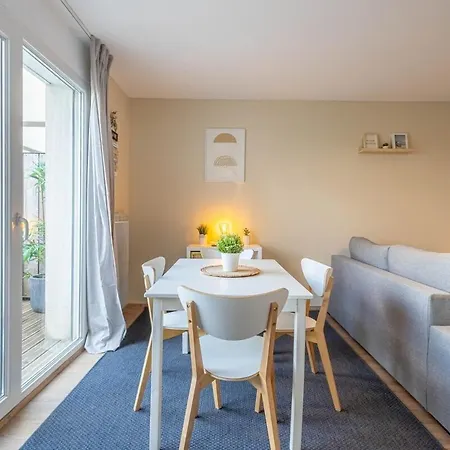 Apartment Bright With Terrace And Parking *